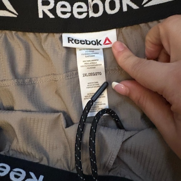 Men’s Reebok Woven Shorts, Size 2XL, NEW WITH TAGS - Picture 8 of 8
